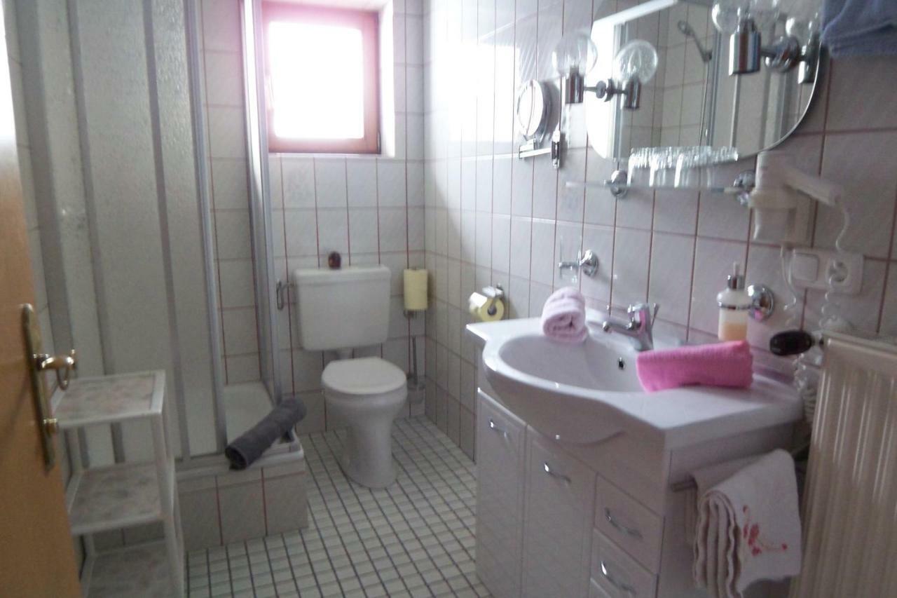 Gaestehaus Kuebler ภายนอก รูปภาพ